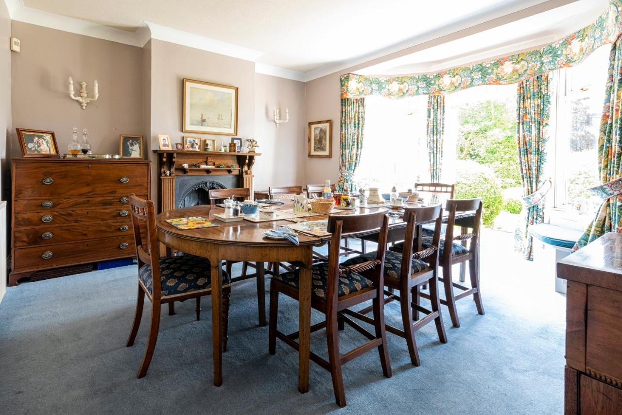 The Hillcrest Bed & Breakfast Ecton Екстериор снимка